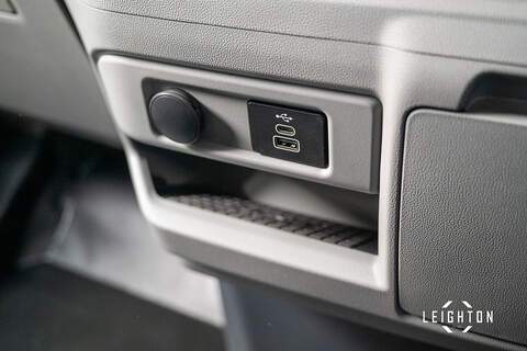 Ford Transit Custom 2.5 320 PHEV 232ps Auto Panel Van L2 H1 - N5436