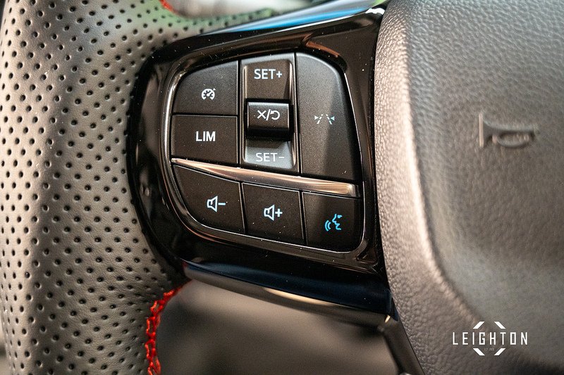 Ford Transit Custom 2.5 320 PHEV 232ps Auto Panel Van L2 H1 - N5436