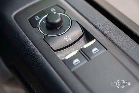 Ford Transit Custom 2.5 320 PHEV 232ps Auto Panel Van L2 H1 - N5436