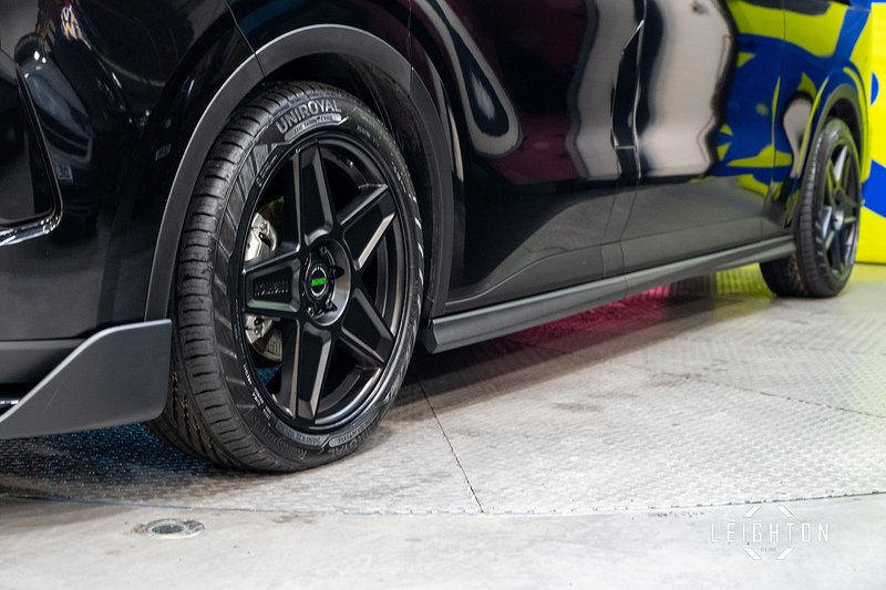 Ford Tourneo Custom 2.5 340 PHEV 232ps Auto 9 Seater L2 H1 - N5457