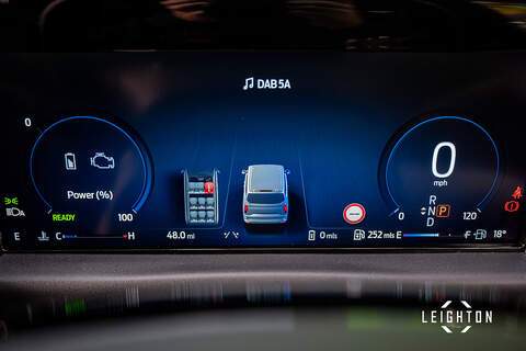 Ford Tourneo Custom 2.5 340 PHEV 232ps Auto 9 Seater L2 H1 - N5457