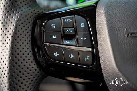 Ford Tourneo Custom 2.5 340 PHEV 232ps Auto 9 Seater L2 H1 - N5457