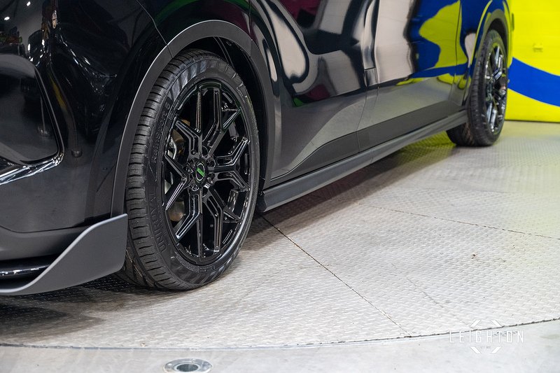 Ford Transit Custom 2.5 320 PHEV 232ps Auto Panel Van L2 H1 - N5468