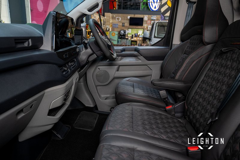 Ford Transit Custom 2.5 320 PHEV 232ps Auto Panel Van L2 H1 - N5484
