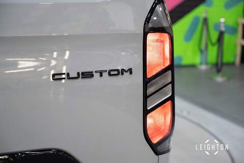 Ford Transit Custom 2.5 320 PHEV 232ps Auto Panel Van L2 H1 - N5485