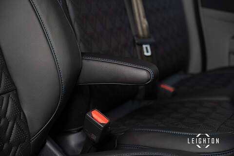 Ford Transit Custom 2.5 320 PHEV 232ps Auto Panel Van L2 H1 - N5485