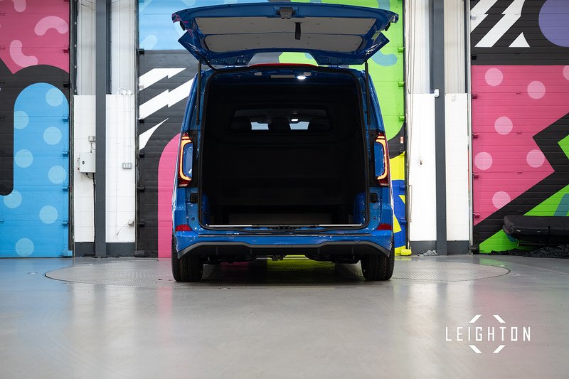 Volkswagen Transporter 2.0 T32 Diesel 150ps 4M Auto Kombi SWB - N5494