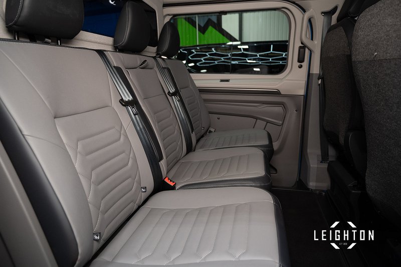 Volkswagen Transporter 2.0 T32 Diesel 150ps 4M Auto Kombi SWB - N5494