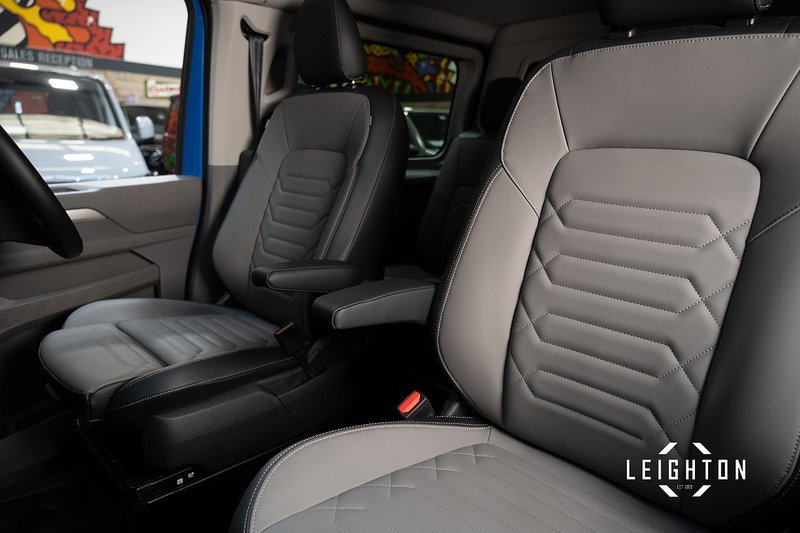 Volkswagen Transporter 2.0 T32 Diesel 150ps 4M Auto Kombi SWB - N5494