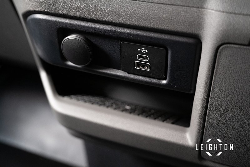 Volkswagen Transporter 2.0 T32 Diesel 150ps 4M Auto Kombi SWB - N5494