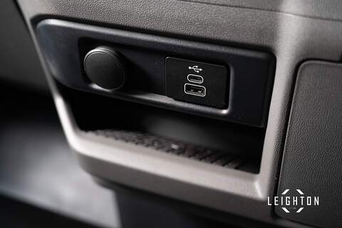 Volkswagen Transporter 2.0 T32 Diesel 150ps 4M Auto Kombi SWB - N5494