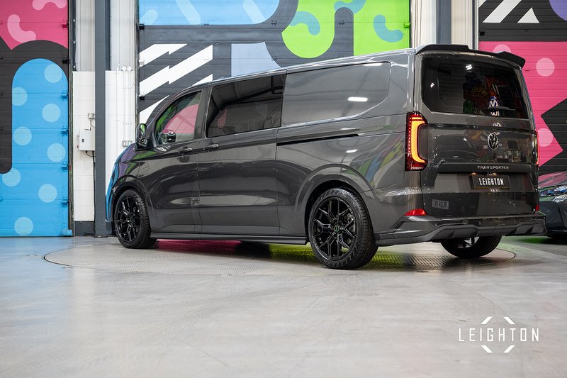 Volkswagen Transporter 2.0 T32 Diesel 170PS Auto Kombi LWB - N5497