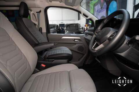 Volkswagen Transporter 2.0 T32 Diesel 170PS Auto Kombi LWB - N5497