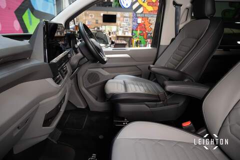 Volkswagen Transporter 2.0 T32 Diesel 170PS Auto Kombi LWB - N5497