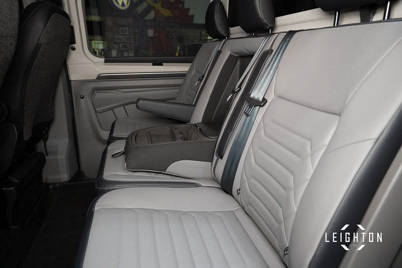 Volkswagen Transporter 2.0 T32 Diesel 170PS Auto Kombi LWB - N5497
