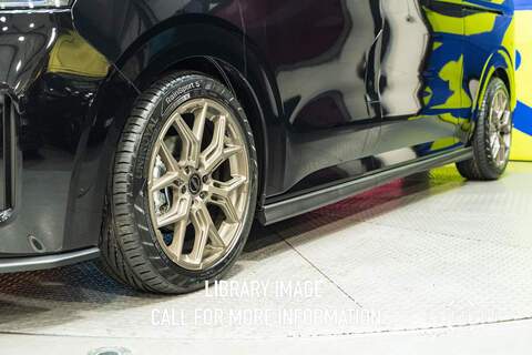 Volkswagen Transporter 2.0 T32 Diesel 170ps Auto Kombi LWB - N5500