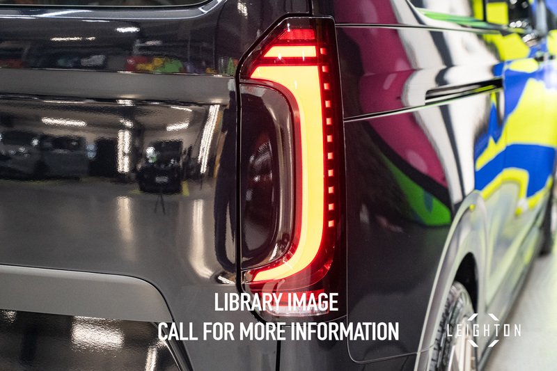 Volkswagen Transporter 2.0 T32 Diesel 170ps Auto Kombi LWB - N5500