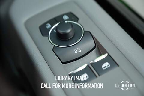 Volkswagen Transporter 2.0 T32 Diesel 170ps Auto Kombi LWB - N5500