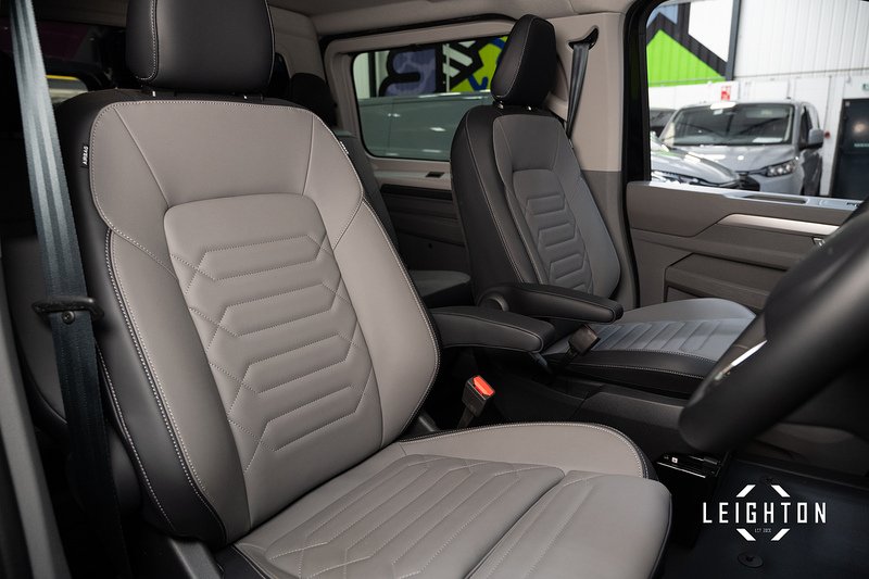 Volkswagen Transporter 2.0 T32 Diesel 170ps Auto Kombi LWB - N5500