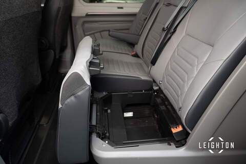 Volkswagen Transporter 2.0 T32 Diesel 170ps Auto Kombi LWB - N5500