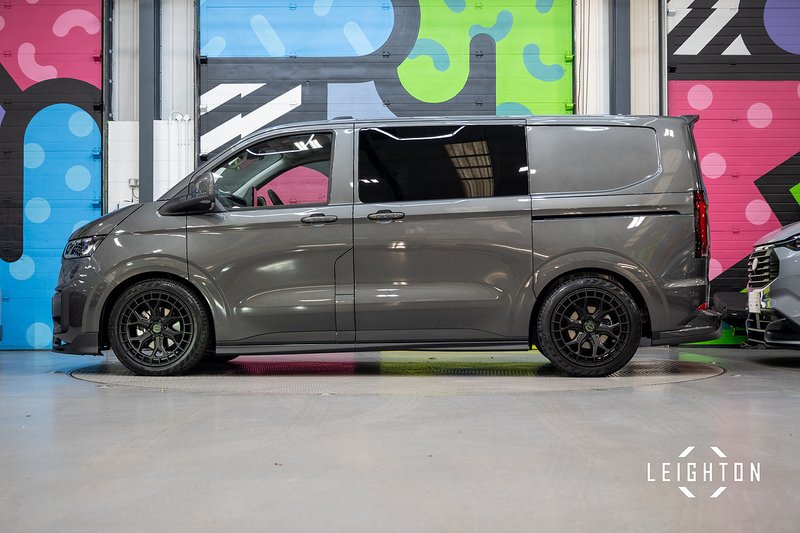 Volkswagen Transporter 2.0 T32 Diesel 170ps Auto Kombi SWB - N5506