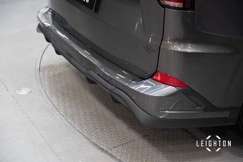 Volkswagen Transporter 2.0 T32 Diesel 170ps Auto Kombi SWB - N5506