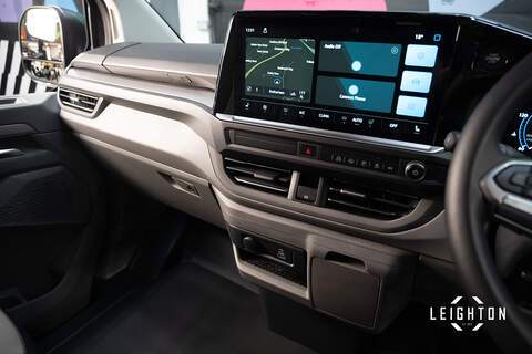 Volkswagen Transporter 2.0 T32 Diesel 170ps Auto Kombi SWB - N5506