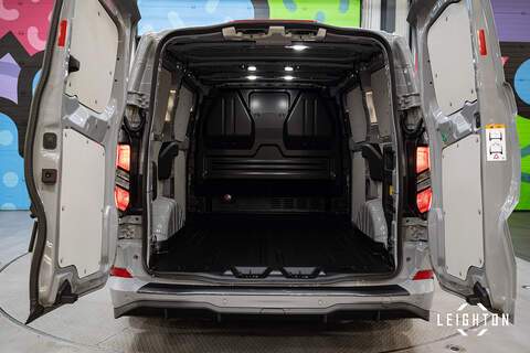 Ford Transit Custom 2.5 320 PHEV 232PS Auto Panel Van L1 - N5515
