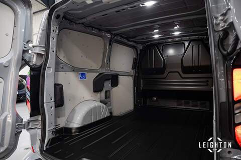 Ford Transit Custom 2.5 320 PHEV 232PS Auto Panel Van L1 - N5515