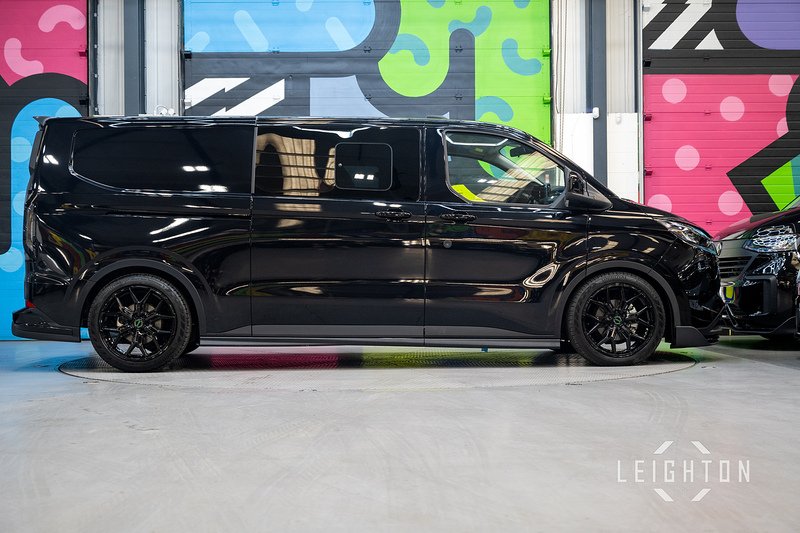 Ford Transit Custom 2.5 320 PHEV 232ps Auto Double Cab L2 - N5540