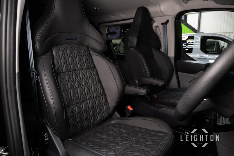 Ford Transit Custom 2.5 320 PHEV 232ps Auto Double Cab L2 - N5540