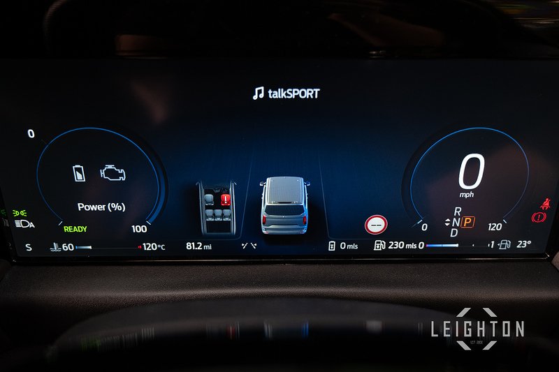 Ford Transit Custom 2.5 320 PHEV 232ps Auto Double Cab L2 - N5540