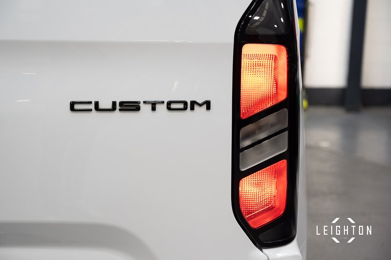 Ford Transit Custom 2.5 320 PHEV 232ps Auto Double Cab L1 - N5545