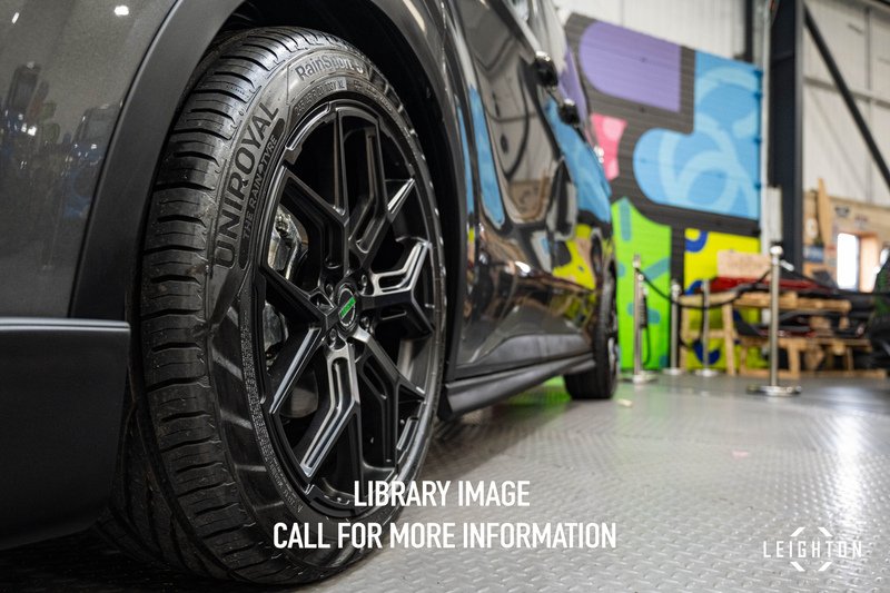 Ford Transit Custom 2.5 320 PHEV 232ps Auto Double Cab L2 - N5381