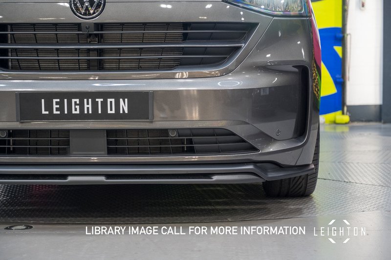 Volkswagen Transporter 2.0 T32 Diesel 170PS Auto Kombi LWB - N5497