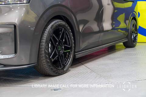 Volkswagen Transporter 2.0 T32 Diesel 170PS Auto Kombi LWB - N5497