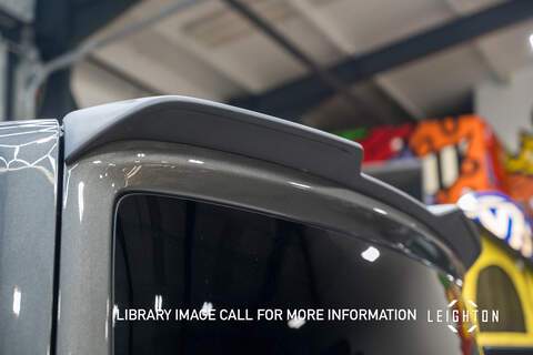 Volkswagen Transporter 2.0 T32 Diesel 170PS Auto Kombi LWB - N5497