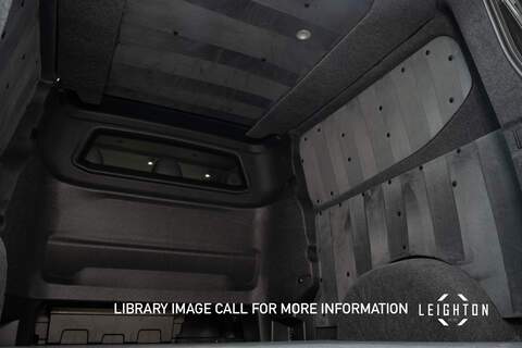 Volkswagen Transporter 2.0 T32 Diesel 170PS Auto Kombi LWB - N5497