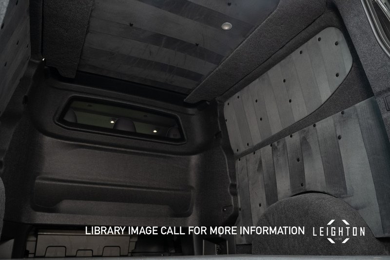 Volkswagen Transporter 2.0 T32 Diesel 170PS Auto Kombi LWB - N5498