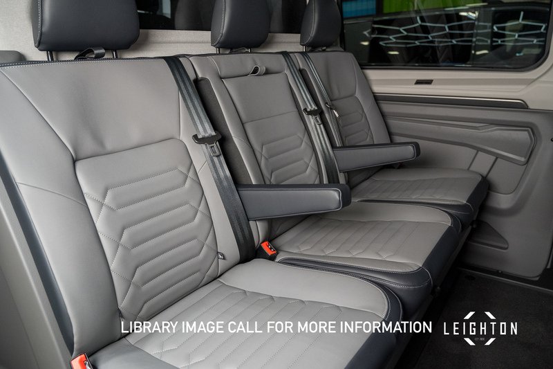 Volkswagen Transporter 2.0 T32 Diesel 170PS Auto Kombi LWB - N5495