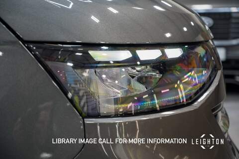 Volkswagen Transporter 2.0 T32 Diesel 170ps Auto Kombi SWB - N5501