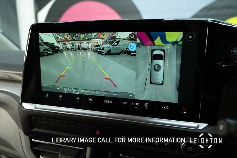 Volkswagen Transporter 2.0 T32 Diesel 170ps Auto Kombi SWB - N5501