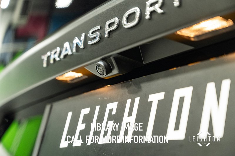 Volkswagen Transporter 2.0 T32 Diesel 170ps Auto Kombi SWB - N5502