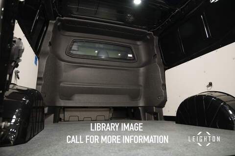 Volkswagen Transporter 2.0 T32 Diesel 170ps Auto Kombi SWB - N5503