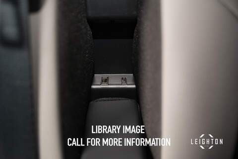 Volkswagen Transporter 2.0 T32 Diesel 170ps Auto Kombi SWB - N5503