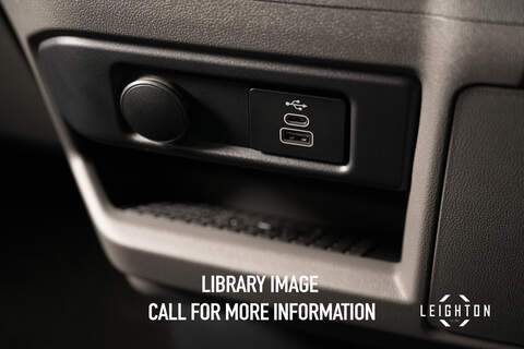 Volkswagen Transporter 2.0 T32 Diesel 170ps Auto Kombi SWB - N5503