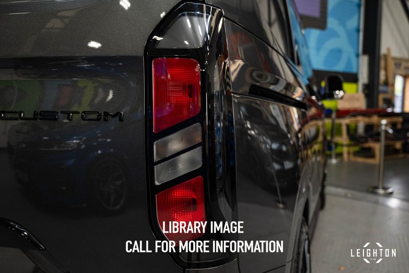 Ford Transit Custom 2.5 320 PHEV 232ps Auto Double Cab L1 - N5564