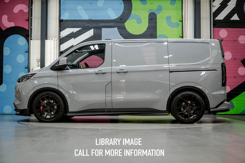 Ford Transit Custom 2.5 320 PHEV 232ps Auto Panel Van L2 - N5578