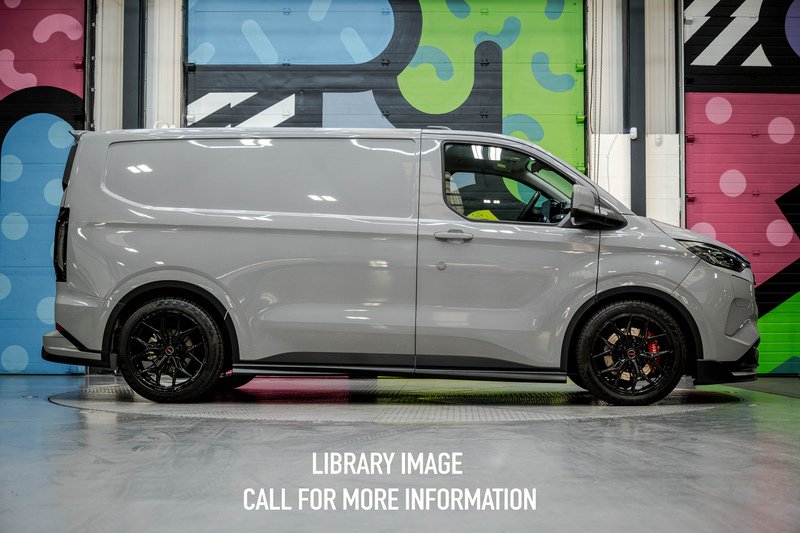 Ford Transit Custom 2.5 320 PHEV 232ps Auto Panel Van L2 - N5578