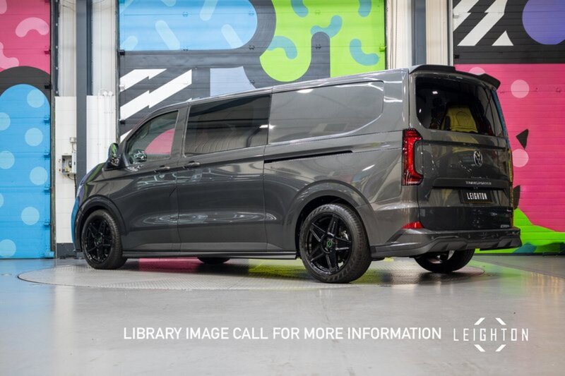 Volkswagen Transporter 2.0 T32 TDI Diesel 150ps Auto 4M Kombi SWB - N5181